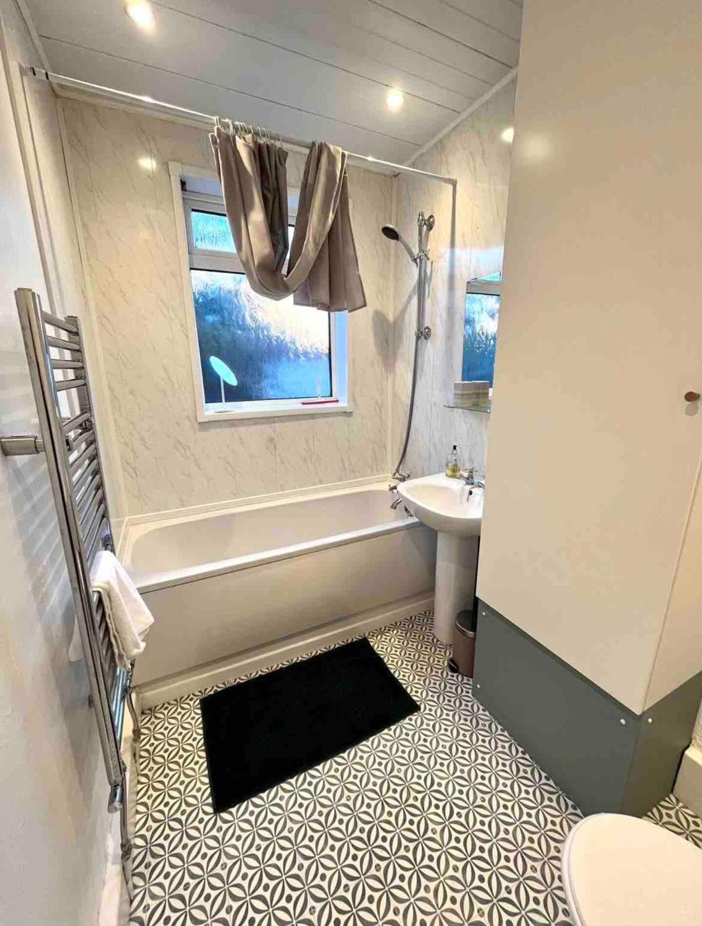 Gorgeous Spacious 2 Bedroom Home 10 Mins To City Gateshead Extérieur photo